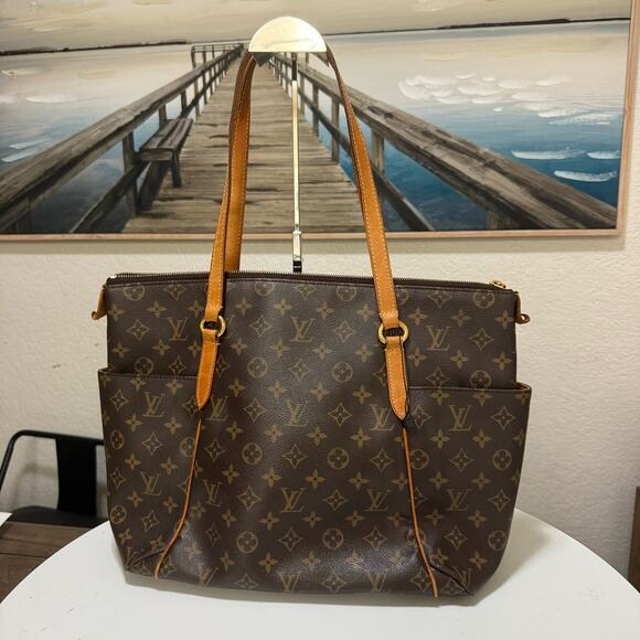 💎✨BEAUTIFUL✨💎 Authentic Louis Vuitton Totally MM Tote Bag - Picture 5 of 10